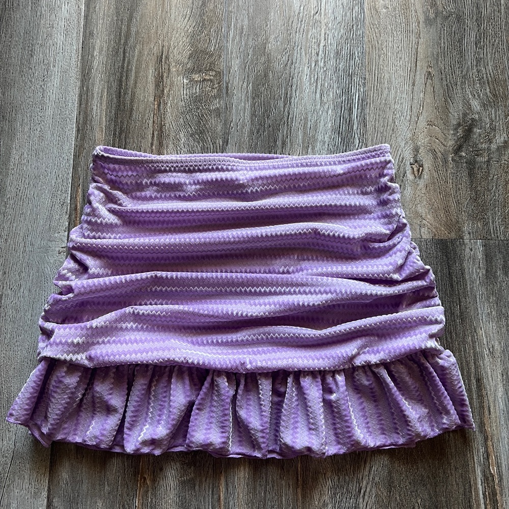 Purple scrunch mini skirt